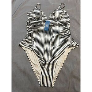NWT Cupshe blue and white striped one-piece swimsuit